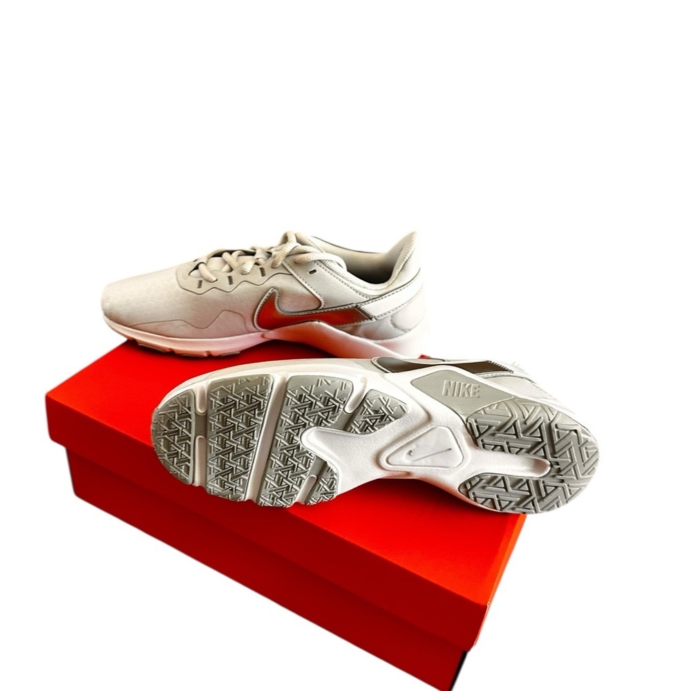 NIB W NIKE LEGEND ESSENTIAL 2 - Picture 6 of 7